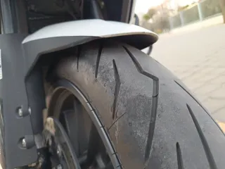 Benelli TRK 502 asfáltica