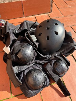 Casco y protecciones patinaje/skate