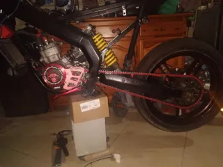 Derbi Senda Circuito Supermotard vendo o cambio