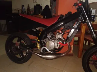 Derbi Senda Circuito Supermotard vendo o cambio