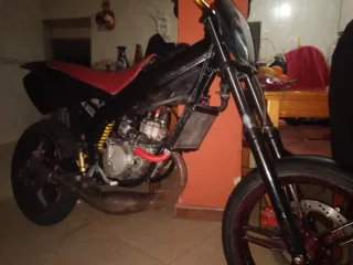 Derbi Senda Circuito Supermotard vendo o cambio