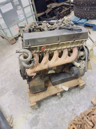 Motor Mercedes 5 cilindros