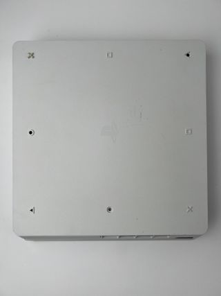 Console Playstation 4 Slim 500GB Bianca