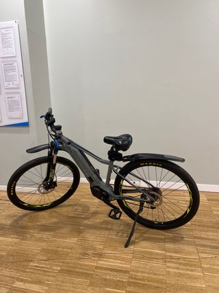 Bicicleta Eléctrica Gris con Documentación