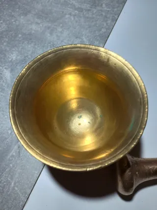 Almirez antiguo de bronce