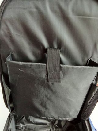 Maleta convertible en mochila negra