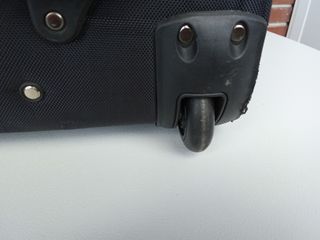 Maleta convertible en mochila negra