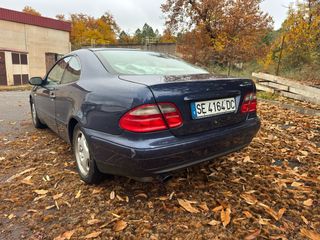 Mercedes-Benz CLK 320