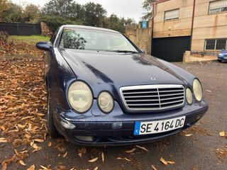 Mercedes-Benz CLK 320