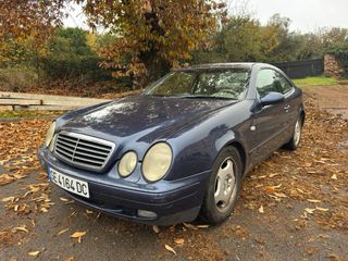 Mercedes-Benz CLK 320