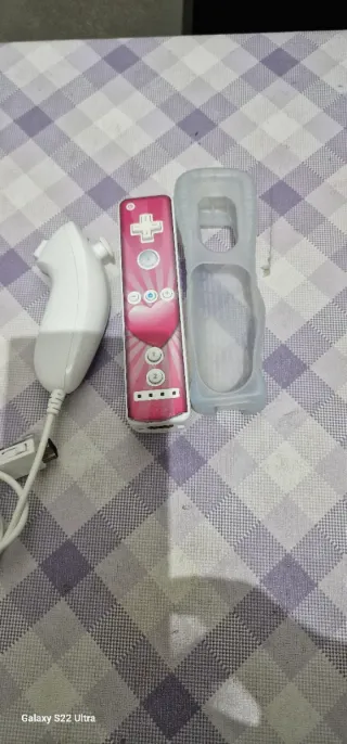 Nintendo Wii Telecomando + Nunchuk + Custodia