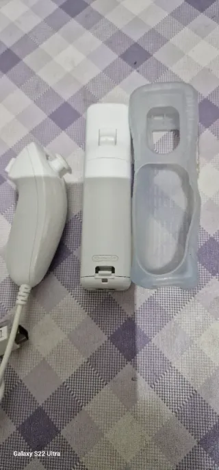 Nintendo Wii Telecomando + Nunchuk + Custodia