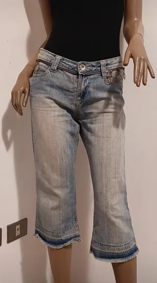Jeans Capri Blu