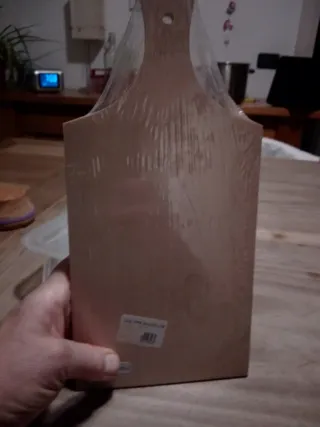 Tagliere in legno + contenitore pranzo