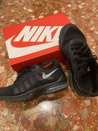 Nike Air Max Invigor Talla 39