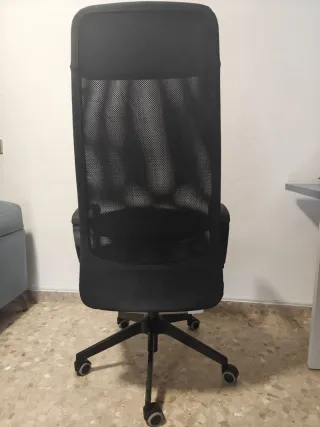 Silla de oficina Markus con uso de un mes