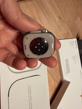 Apple Watch Ultra 2 + 9 correas cambio por 1050