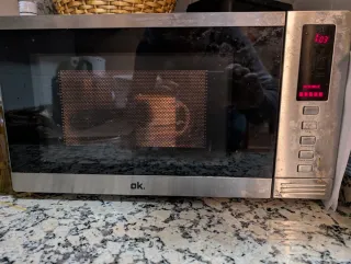 Microondas OK. Marca MediaMarkt
