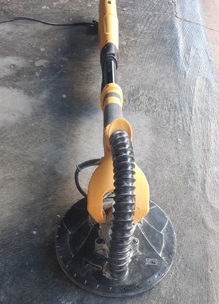 Lijadora de pared 710W