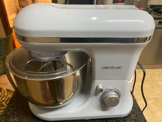 Amasadora Cecotec Azul