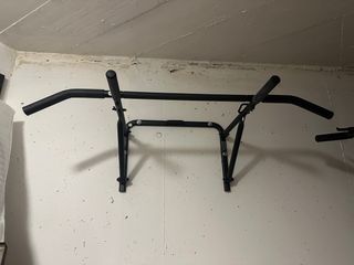 Barra dominadas pared plegable