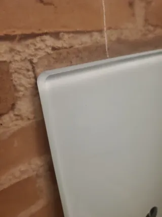 Tavolo da scrivania in vetro e metallo