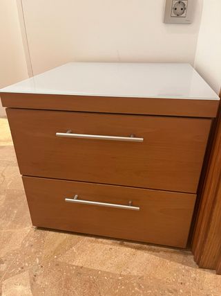 Mesita de noche madera y cristal