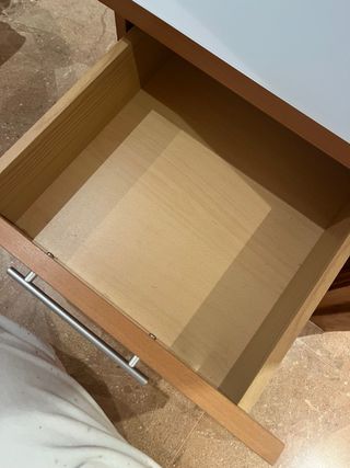 Mesita de noche madera y cristal