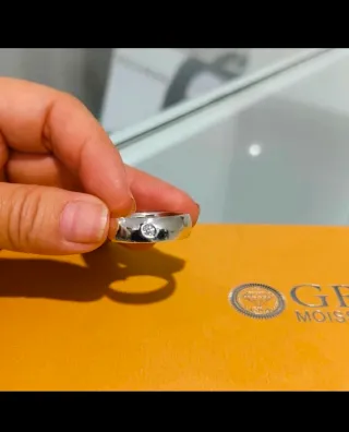 Anillo GRA Moissanite Plata