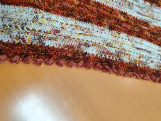 Chal crochet tonos caldera y beige