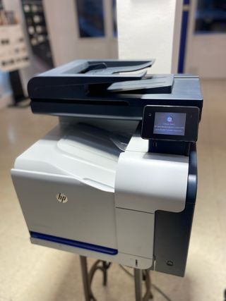 Impresora HP Laser Jet 500 color MFP Multifunción