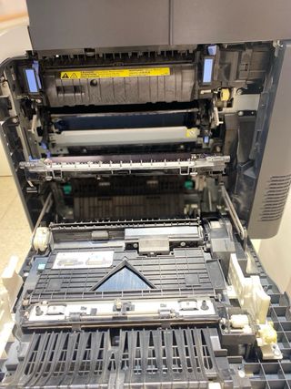 Impresora HP Laser Jet 500 color MFP Multifunción