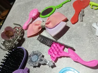 Lote 15 accesorios pelo muñecas