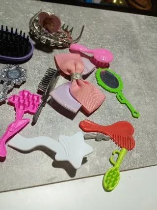 Lote 15 accesorios pelo muñecas