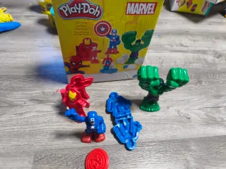 Play-Doh Marvel Hero Tools