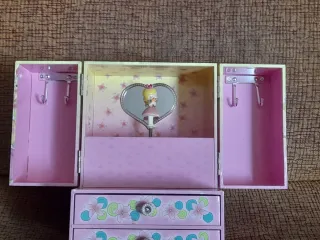 Joyero infantil con música.