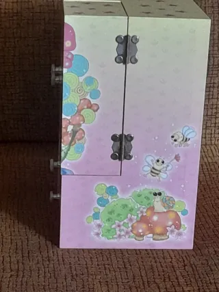 Joyero infantil con música.