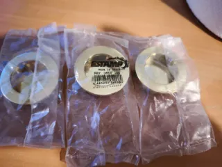 Lote 3 Tiradores Uñeros Dorados