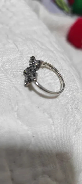 Anillo Flor con Circonitas demogorgon ST