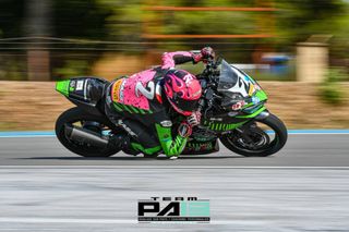 Kawasaki Ninja 400 circuito 2024