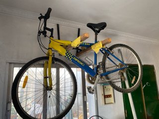Bicicleta en buen estado Solo vici Amarilla