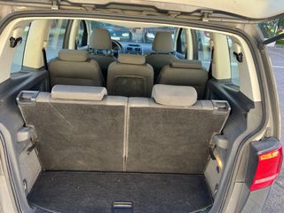 Volkswagen Touran 2012