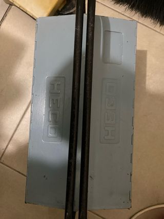 Caja herramientas HECO con plomos de pesca