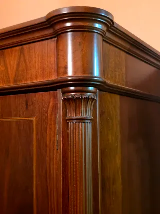 Armario y 2 Mesillas Madera Noble Raíz