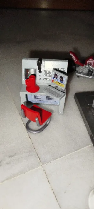 Estación Policía Playmobil con Moto y Accesorios