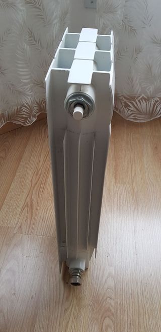 Radiador Calefacción Gas Pequeño Blanco
