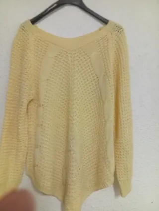 4 Camisetas con puntilla y encaje.precio TODO