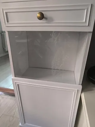 Vitrina restaurada madera y cristal