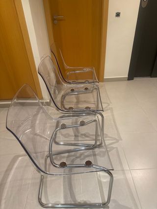 Silla transparente Ikea