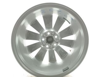 Seat 2375336 6f9601025 llanta arona style